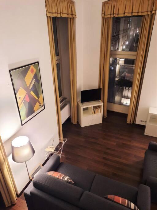 Loft Luxury - Piazza Castello Porta Susa Turin Luaran gambar