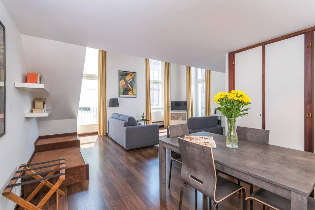 Loft Luxury - Piazza Castello Porta Susa Turin Luaran gambar