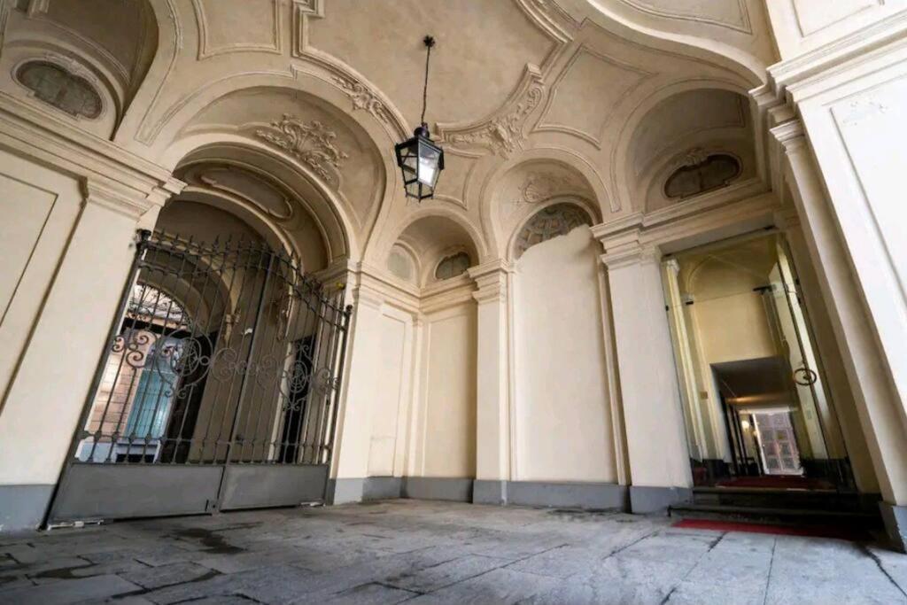 Loft Luxury - Piazza Castello Porta Susa Turin Luaran gambar