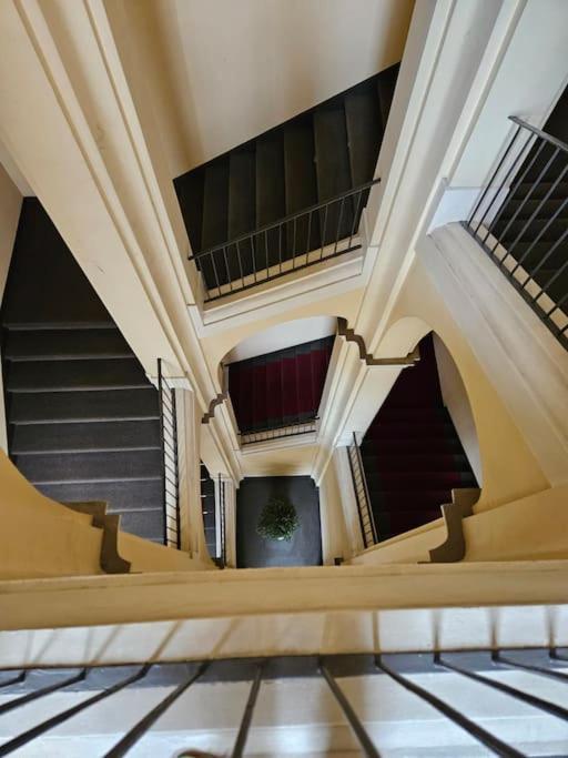 Loft Luxury - Piazza Castello Porta Susa Turin Luaran gambar